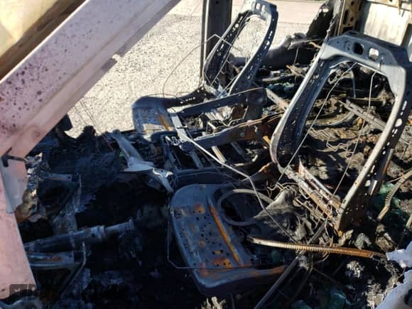 2019 Chevrolet Silverado 1500 Work Truck с VIN 3GCPYAEH2KG227524, выставлен на аукционе Copart как лот 70696043 с пробегом Не указан миль и Списание • Salvage title. История ставок и продаж доступна на DreamBid. Изображение 7.