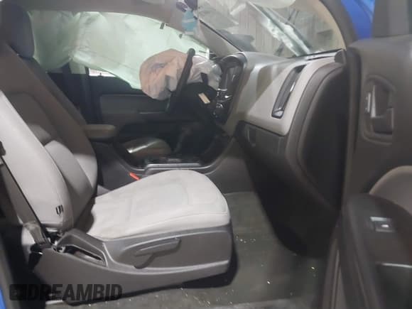 ✅ 2018 Chevrolet Colorado 2WD Work Truck • VIN: 1GCGSBEA8J1226207 • Lot: 41140073. Listed on IAAI with 108,578 mi. Free auction sales archive from the USA and detailed vehicle history report at DreamBid. Image 5.