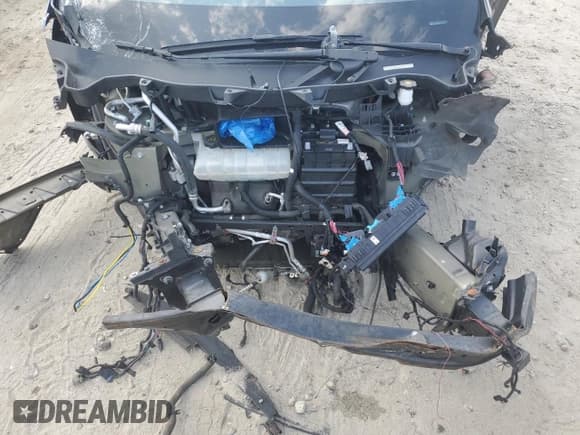 ✅ 2019 Tesla Model X P100D • VIN: 5YJXCBE44KF186126 • Lot: 59995345. Listed on Copart with Not provided. Free auction sales archive from the USA and detailed vehicle history report at DreamBid. Image 11.