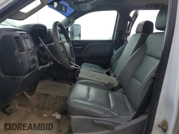 ✅ 2019 Chevrolet Silverado 2500HD Work Truck • VIN: 1GC1CREG0KF253521 • Lot: 46334425. Wystawiony na Copart z przebiegiem Nie podano. Bezpłatny archiwum sprzedaży aukcyjnych z USA i szczegółowy raport historii pojazdu na DreamBid. Zdjęcie 7.