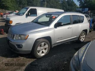 ✅ 2012 Jeep Compass Latitude • VIN: 1C4NJCEB3CD543936 • Lot: 71584855. Wystawiony na Copart z przebiegiem 170 795 mil. Bezpłatny archiwum sprzedaży aukcyjnych z USA i szczegółowy raport historii pojazdu na DreamBid. Zdjęcie 1.