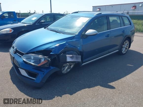✅ 2017 Volkswagen Golf S • VIN: 3VWH17AU6HM529503 • Lot: 42643210. Wystawiony na IAAI z przebiegiem 59 350 mil. Bezpłatny archiwum sprzedaży aukcyjnych z USA i szczegółowy raport historii pojazdu na DreamBid. Zdjęcie 17.