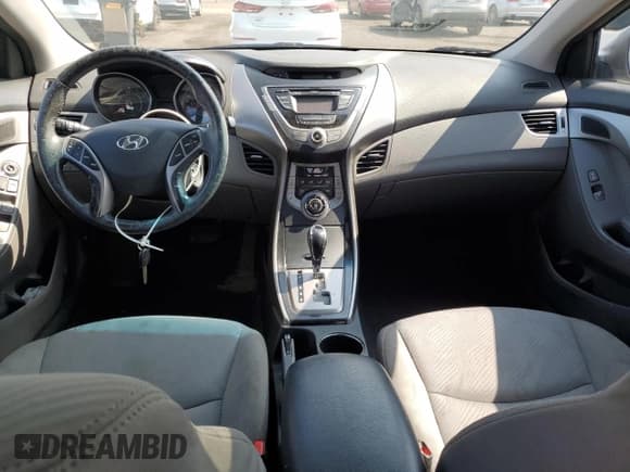 ✅ 2013 Hyundai Elantra Limited • VIN: 5NPDH4AE7DH176564 • Lot: 71714245. Listed on Copart with 204,736 mi. Free auction sales archive from the USA and detailed vehicle history report at DreamBid. Image 8.