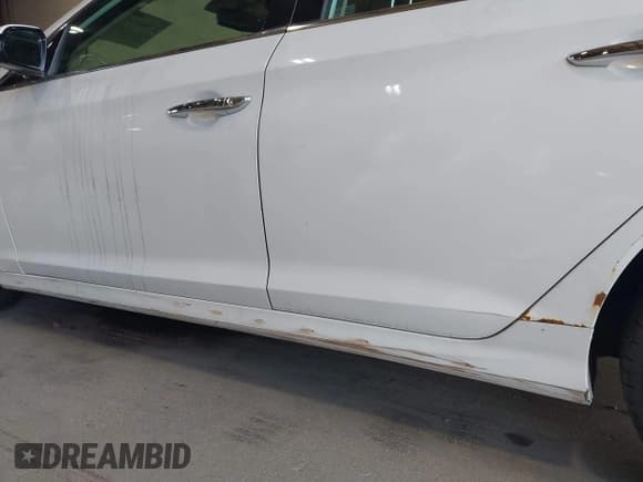 ✅ 2018 Hyundai Sonata SEL • VIN: 5NPE34AF8JH668432 • Lot: 42983335. Listed on IAAI with 57,185 mi. Free auction sales archive from the USA and detailed vehicle history report at DreamBid. Image 20.