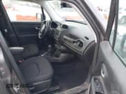 ✅ 2017 Jeep Renegade Altitude • VIN: ZACCJABB7HPE88450 • Лот: 41785466. Опубликован ранее на IAAI с пробегом 119 370 миль. Бесплатный доступ к архиву аукционных продаж из США и подробный отчёт об истории автомобиля на DreamBid. Изображение 5.