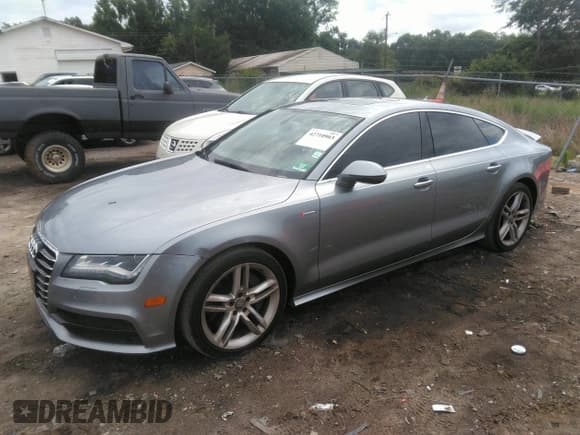 ✅ 2013 Audi A7 Prestige • VIN: WAU2GAFC0DN075637 • Lot: 42710903. Listed on IAAI with 145,562 mi. Free auction sales archive from the USA and detailed vehicle history report at DreamBid. Image 17.