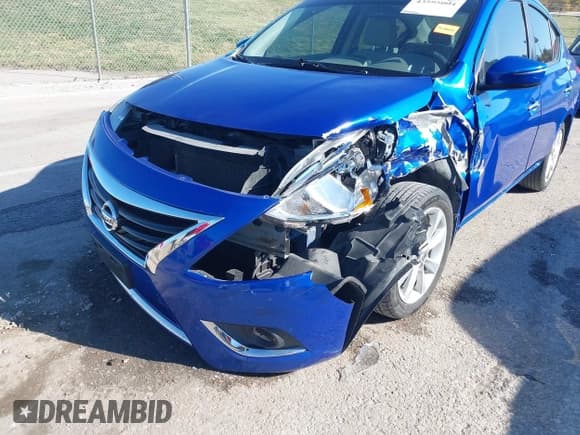 ✅ 2015 Nissan Versa SV • VIN: 3N1CN7AP6FL889114 • Lot: 43595004. Listed on IAAI with 101,319 mi. Free auction sales archive from the USA and detailed vehicle history report at DreamBid. Image 6.