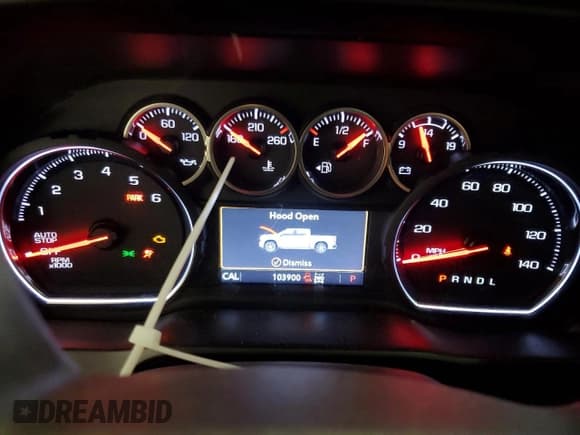 ✅ 2020 Chevrolet Silverado 1500 RST • VIN: 1GCRYEED9LZ195718 • Lot: 82565045. Listed on Copart with 103,900 mi. Free auction sales archive from the USA and detailed vehicle history report at DreamBid. Image 9.