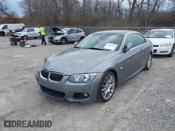 ✅ 2013 BMW 3 Series 328i • VIN: WBADW3C50DJ525517 • Lot: 41905268. Wystawiony na IAAI z przebiegiem 99 534 mil. Bezpłatny archiwum sprzedaży aukcyjnych z USA i szczegółowy raport historii pojazdu na DreamBid. Zdjęcie 2.