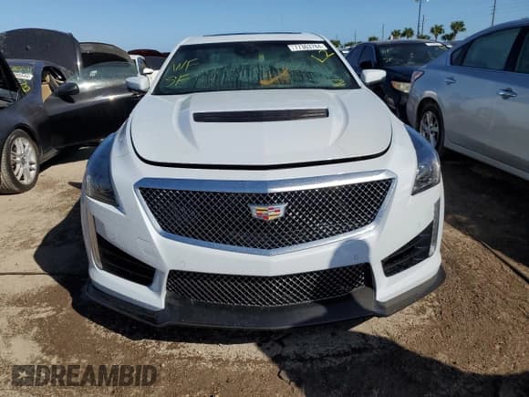 ✅ 2018 Cadillac CTS-V • VIN: 1G6A15S6XJ0115497 • Lot: 77363784. Listed on Copart with 10,893 mi. Free auction sales archive from the USA and detailed vehicle history report at DreamBid. Image 5.