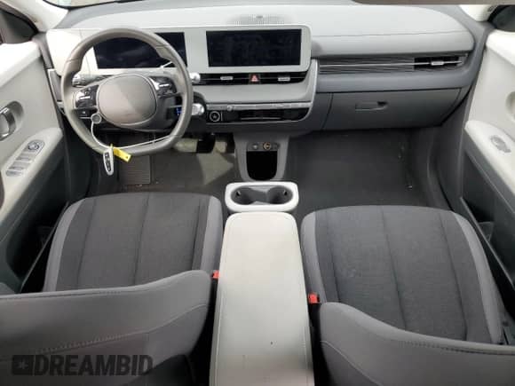 ✅ 2024 Hyundai Ioniq 5 SE Standard Range • VIN: KM8KM4DB3RU251371 • Lot: 53252665. Wystawiony na Copart z przebiegiem 10 947 mil. Bezpłatny archiwum sprzedaży aukcyjnych z USA i szczegółowy raport historii pojazdu na DreamBid. Zdjęcie 8.