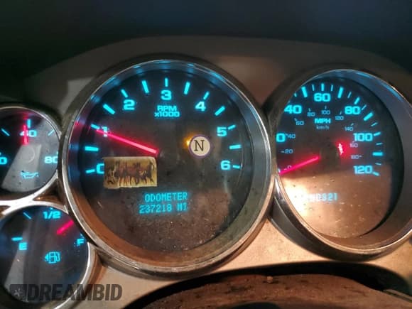 ✅ 2008 Chevrolet Silverado 1500 1LT • VIN: 3GCEK13398G299121 • Lot: 89805085. Listed on Copart with 237,218 mi. Free auction sales archive from the USA and detailed vehicle history report at DreamBid. Image 9.