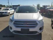 ✅ 2019 Ford Escape Titanium • VIN: 1FMCU0J97KUC27255 • Lot: 82380455. Wystawiony na Copart z przebiegiem 47 089 mil. Bezpłatny archiwum sprzedaży aukcyjnych z USA i szczegółowy raport historii pojazdu na DreamBid. Zdjęcie 5.