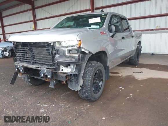 ✅ 2020 Chevrolet Silverado 1500 LT Trail Boss • VIN: 3GCPYFED7LG371985 • Lot: 43446408. Wystawiony na IAAI z przebiegiem 50 250 mil. Bezpłatny archiwum sprzedaży aukcyjnych z USA i szczegółowy raport historii pojazdu na DreamBid. Zdjęcie 17.