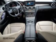 ✅ 2019 Mercedes-Benz C 300 • VIN: 55SWF8DB2KU319860 • Лот: 67479085. Опубликован ранее на Copart с пробегом 95 650 миль. Бесплатный доступ к архиву аукционных продаж из США и подробный отчёт об истории автомобиля на DreamBid. Изображение 8.