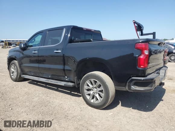 ✅ 2019 Chevrolet Silverado 1500 High Country • VIN: 3GCPWFED0KG139832 • Lot: 52402465. Wystawiony na Copart z przebiegiem 56 227 mil. Bezpłatny archiwum sprzedaży aukcyjnych z USA i szczegółowy raport historii pojazdu na DreamBid. Zdjęcie 2.