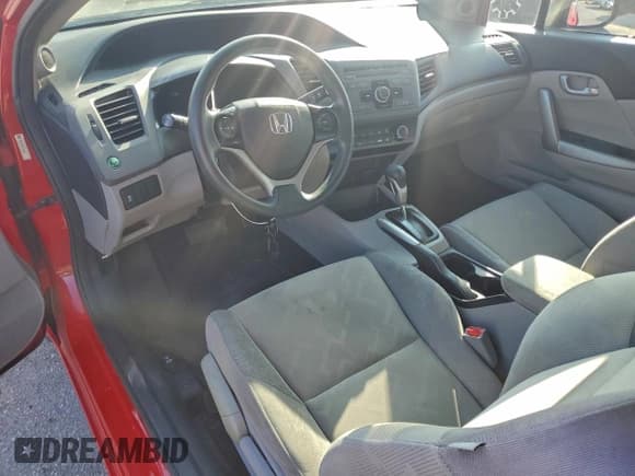 ✅ 2012 Honda Civic LX • VIN: 2HGFG3B58CH529889 • Лот: 94287225. Опубликован ранее на Copart с пробегом 143 028 миль. Бесплатный доступ к архиву аукционных продаж из США и подробный отчёт об истории автомобиля на DreamBid. Изображение 8.