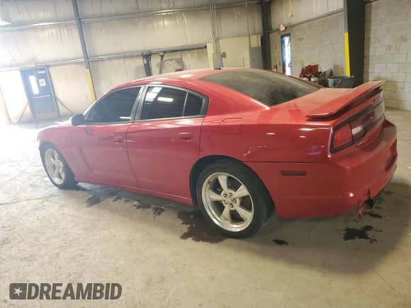 ✅ 2013 Dodge Charger RT • VIN: 2C3CDXCT0DH631949 • Lot: 68754655. Wystawiony na Copart z przebiegiem 88 142 mil. Bezpłatny archiwum sprzedaży aukcyjnych z USA i szczegółowy raport historii pojazdu na DreamBid. Zdjęcie 2.