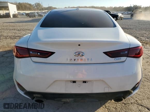 ✅ 2018 Infiniti Q60 Sport • VIN: JN1EV7EK3JM343232 • Лот: 83252324. Опубликован ранее на Copart с пробегом 65 706 миль. Бесплатный доступ к архиву аукционных продаж из США и подробный отчёт об истории автомобиля на DreamBid. Изображение 6.