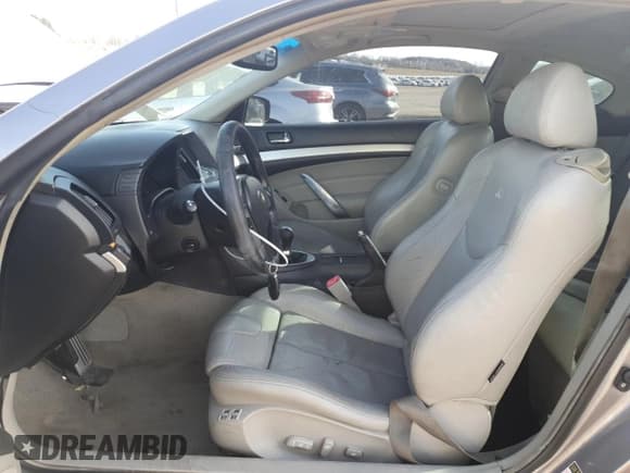 ✅ 2008 Infiniti G37 Journey • VIN: JNKCV64E48M126257 • Lot: 92937855. Listed on Copart with 210,652 mi. Free auction sales archive from the USA and detailed vehicle history report at DreamBid. Image 7.