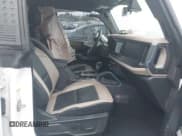 ✅ 2023 Ford Bronco • VIN: 1FMEE5DP6PLB75580 • Лот: 42616341. Опубликован ранее на IAAI с пробегом 23 098 миль. Бесплатный доступ к архиву аукционных продаж из США и подробный отчёт об истории автомобиля на DreamBid. Изображение 5.