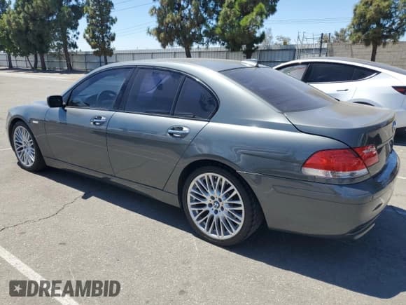✅ 2008 BMW 7 Series 750i • VIN: WBAHL83548DT13554 • Lot: 69658185. Listed on Copart with 139,347 mi. Free auction sales archive from the USA and detailed vehicle history report at DreamBid. Image 2.