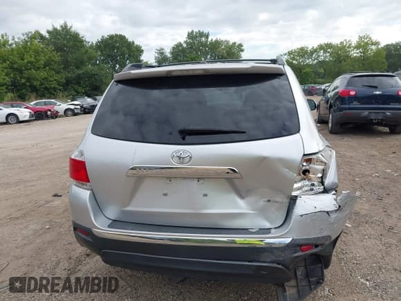 ✅ 2012 Toyota Highlander • VIN: 5TDBK3EH9CS154419 • Лот: 43086725. Опубликован ранее на IAAI с пробегом 153 114 миль. Бесплатный доступ к архиву аукционных продаж из США и подробный отчёт об истории автомобиля на DreamBid. Изображение 16.