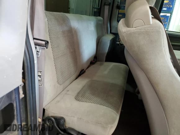 ✅ 2001 Ford F-250 XL • VIN: 1FTNX20L91EC42670 • Lot: 51915215. Listed on Copart with 269,443 mi. Free auction sales archive from the USA and detailed vehicle history report at DreamBid. Image 10.