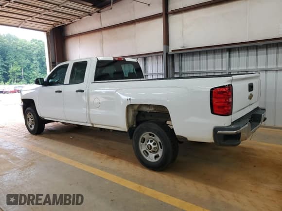 ✅ 2015 Chevrolet Silverado 2500HD Work Truck • VIN: 1GC2CUEG7FZ513814 • Lot: 64373225. Listed on Copart with 197,613 mi. Free auction sales archive from the USA and detailed vehicle history report at DreamBid. Image 2.