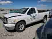 2007 Dodge 1500 SLT z VIN 1D7HA16P87J629283, wystawiony jako Copart lot #68582824 z przebiegiem 225 129 mil mil oraz Szkoda całkowita • Salvage title. Historia ofert i sprzedaży dostępna na DreamBid. Obrazek 1.