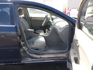 2012 Chevrolet Malibu 2LT z VIN 1G1ZD5EU4CF123265, wystawiony jako IAAI lot #43399908 z przebiegiem 146 993 mil mil oraz . Historia ofert i sprzedaży dostępna na DreamBid. Obrazek 5.