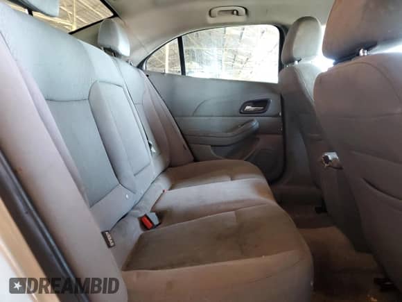 2015 Chevrolet Malibu LS z VIN 1G11B5SL9FF245641, wystawiony jako Copart lot #85897945 z przebiegiem 231 005 mil mil oraz Szkoda całkowita • Salvage title. Historia ofert i sprzedaży dostępna na DreamBid. Obrazek 10.