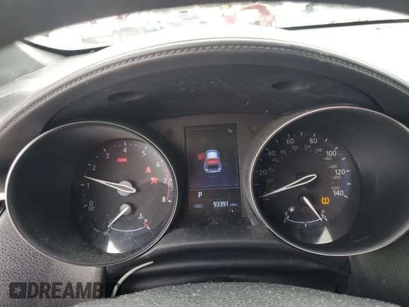 ✅ 2019 Toyota C-HR LE • VIN: JTNKHMBXXK1035589 • Lot: 82112545. Listed on Copart with 93,391 mi. Free auction sales archive from the USA and detailed vehicle history report at DreamBid. Image 9.