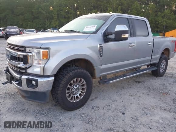 ✅ 2020 Ford F-250 XL • VIN: 1FT7W2BN0LED18824 • Lot: 42998787. Wystawiony na IAAI z przebiegiem 81 684 mil. Bezpłatny archiwum sprzedaży aukcyjnych z USA i szczegółowy raport historii pojazdu na DreamBid. Zdjęcie 17.
