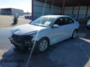 ✅ 2017 Volkswagen Jetta S • VIN: 3VW2B7AJ1HM415059 • Lot: 43555214. Wystawiony na IAAI z przebiegiem 102 894 mil. Bezpłatny archiwum sprzedaży aukcyjnych z USA i szczegółowy raport historii pojazdu na DreamBid. Zdjęcie 2.