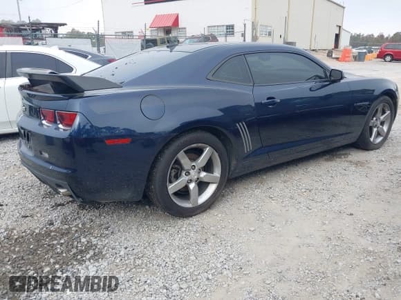 ✅ 2012 Chevrolet Camaro 2LT • VIN: 2G1FC1E39C9164456 • Lot: 43725001. Wystawiony na IAAI z przebiegiem 98 016 mil. Bezpłatny archiwum sprzedaży aukcyjnych z USA i szczegółowy raport historii pojazdu na DreamBid. Zdjęcie 4.