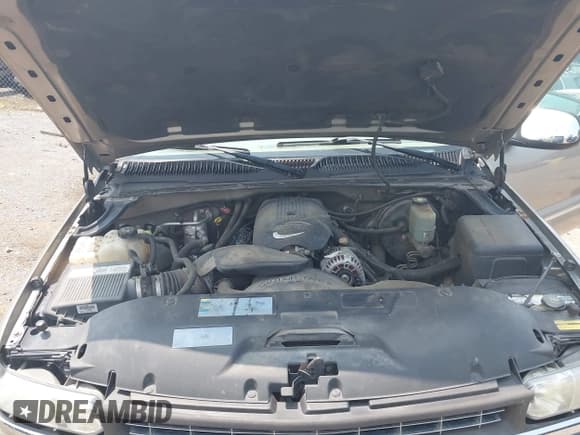 ✅ 2002 Chevrolet Silverado 1500 LT • VIN: 2GCEK19T421295324 • Lot: 42425680. Listed on IAAI with 240,744 mi. Free auction sales archive from the USA and detailed vehicle history report at DreamBid. Image 10.