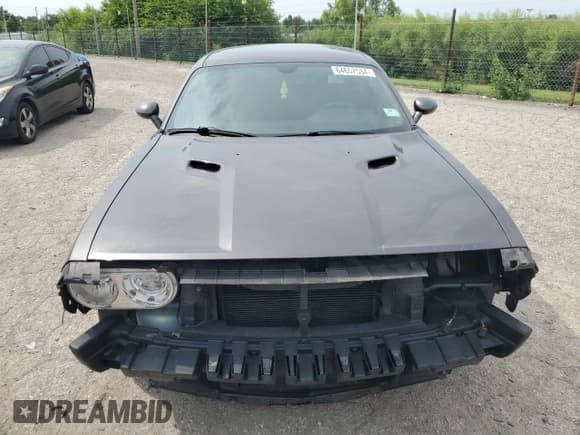✅ 2013 Dodge Challenger SXT • VIN: 2C3CDYAG2DH660154 • Lot: 64657534. Wystawiony na Copart z przebiegiem 86 066 mil. Bezpłatny archiwum sprzedaży aukcyjnych z USA i szczegółowy raport historii pojazdu na DreamBid. Zdjęcie 5.