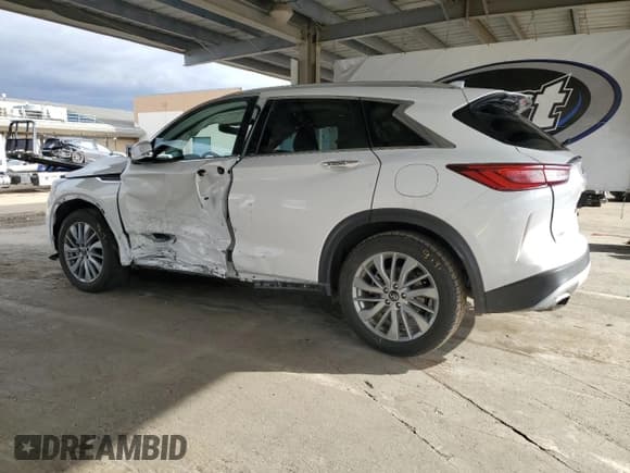 ✅ 2024 Infiniti QX50 Luxe • VIN: 3PCAJ5BB1RF105769 • Lot: 93618905. Listed on Copart with 31,873 mi. Free auction sales archive from the USA and detailed vehicle history report at DreamBid. Image 2.