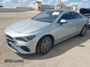 ✅ 2025 Mercedes-Benz CLA 250 • VIN: W1K5J4HB9SN525800 • Лот: 42851070. Опубликован ранее на IAAI с пробегом 16 421 миль. Бесплатный доступ к архиву аукционных продаж из США и подробный отчёт об истории автомобиля на DreamBid. Изображение 2.