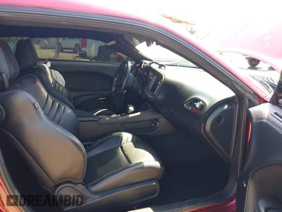 ✅ 2020 Dodge Challenger SRT Hellcat Widebody • VIN: 2C3CDZC98LH117507 • Lot: 42474496. Wystawiony na IAAI z przebiegiem 27 566 mil. Bezpłatny archiwum sprzedaży aukcyjnych z USA i szczegółowy raport historii pojazdu na DreamBid. Zdjęcie 5.