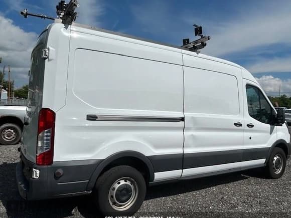 ✅ 2017 Ford Transit • VIN: 1FTYR2CM0HKA30229 • Лот: 43075363. Опубликован ранее на IAAI с пробегом 161 448 миль. Бесплатный доступ к архиву аукционных продаж из США и подробный отчёт об истории автомобиля на DreamBid. Изображение 5.