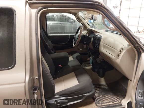 ✅ 2005 Ford Ranger XL • VIN: 1FTYR14UX5PA49443 • Lot: 43886543. Listed on IAAI with 149,931 mi. Free auction sales archive from the USA and detailed vehicle history report at DreamBid. Image 5.