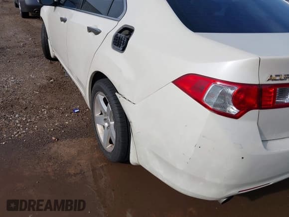 ✅ 2010 Acura TSX • VIN: JH4CU2F65AC014824 • Лот: 42521728. Опубликован ранее на IAAI с пробегом 220 859 миль. Бесплатный доступ к архиву аукционных продаж из США и подробный отчёт об истории автомобиля на DreamBid. Изображение 13.