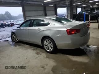 ✅ 2017 Chevrolet Impala LT • VIN: 2G1105SA0H9148408 • Лот: 72631954. Опубликован ранее на Copart с пробегом 101 378 миль. Бесплатный доступ к архиву аукционных продаж из США и подробный отчёт об истории автомобиля на DreamBid. Изображение 2.
