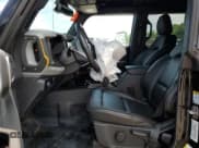 ✅ 2023 Ford Bronco • VIN: 1FMEE5DH5PLB74378 • Lot: 57410365. Wystawiony na Copart z przebiegiem 13 060 mil. Bezpłatny archiwum sprzedaży aukcyjnych z USA i szczegółowy raport historii pojazdu na DreamBid. Zdjęcie 7.