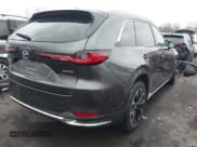 ✅ 2024 Mazda CX-90 S • VIN: JM3KK1HC0R1116434 • Lot: 43761256. Wystawiony na IAAI z przebiegiem 29 617 mil. Bezpłatny archiwum sprzedaży aukcyjnych z USA i szczegółowy raport historii pojazdu na DreamBid. Zdjęcie 4.