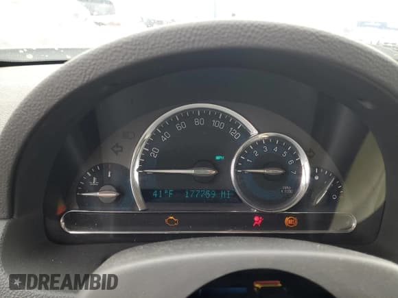 ✅ 2009 Chevrolet HHR LS • VIN: 3GNCA13B89S558415 • Lot: 51100465. Listed on Copart with 177,759 mi. Free auction sales archive from the USA and detailed vehicle history report at DreamBid. Image 9.