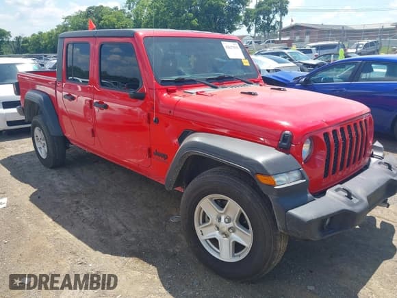 ✅ 2020 Jeep Gladiator Sport S • VIN: 1C6JJTAG2LL149213 • Lot: 42637515. Listed on IAAI with 58,972 mi. Free auction sales archive from the USA and detailed vehicle history report at DreamBid. Image 1.