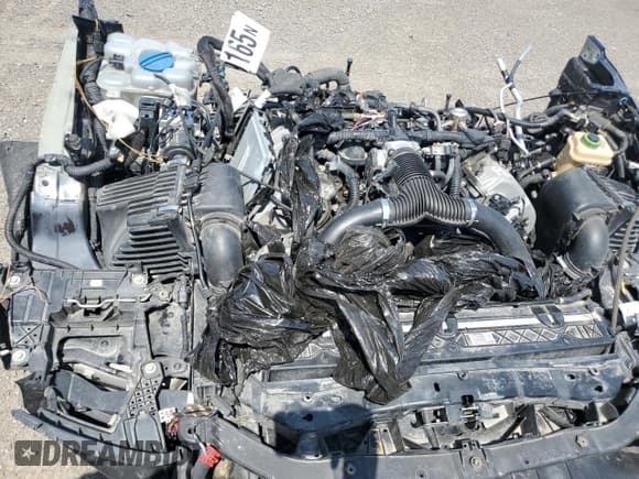 ✅ 2016 Porsche Cayenne S • VIN: WP1AB2A29GLA95532 • Lot: 60987095. Wystawiony na Copart z przebiegiem Nie podano. Bezpłatny archiwum sprzedaży aukcyjnych z USA i szczegółowy raport historii pojazdu na DreamBid. Zdjęcie 5.